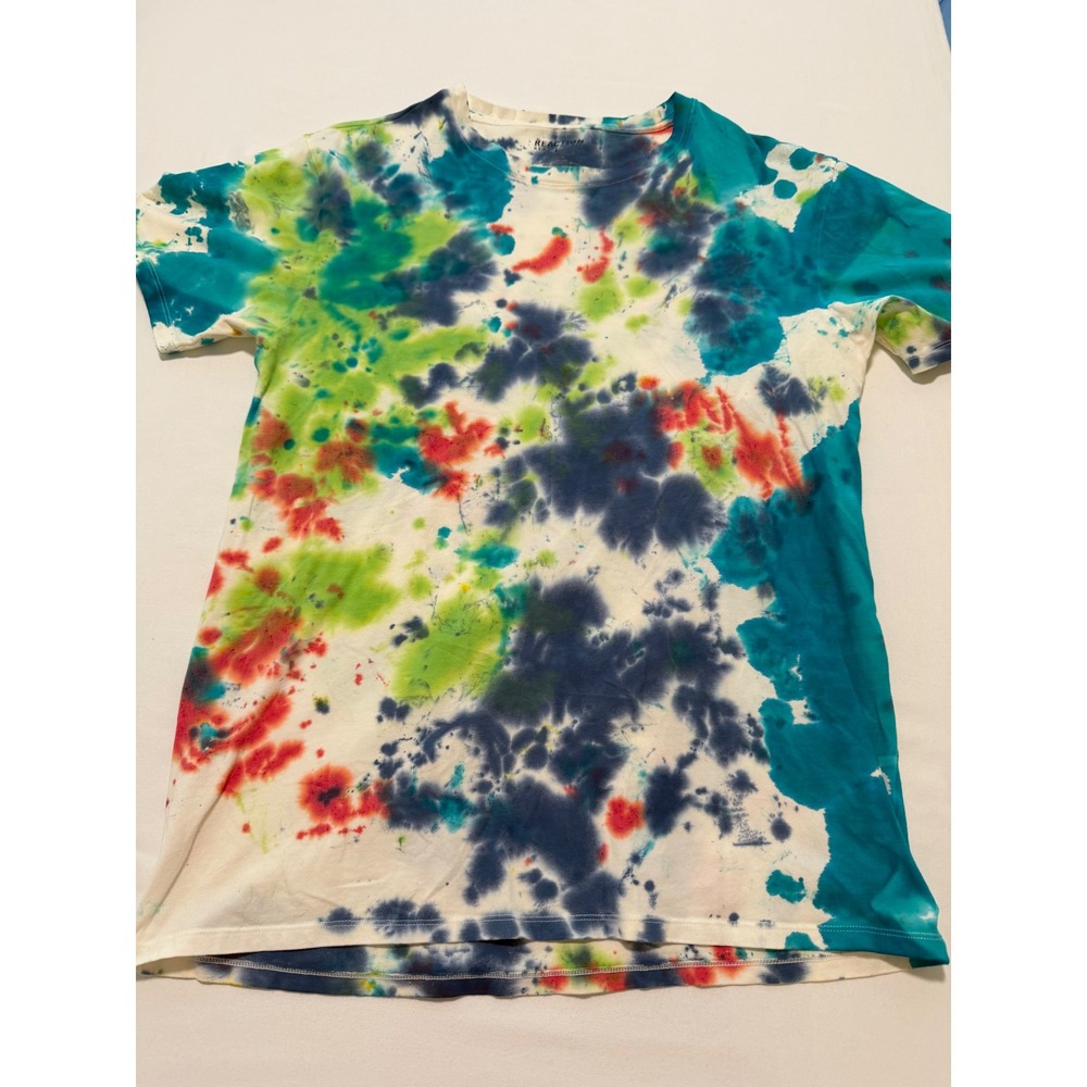 Kenneth Cole Reaction Boys Large Tie Dye T-Shirt Blue Green Red Short Sleeve Tee